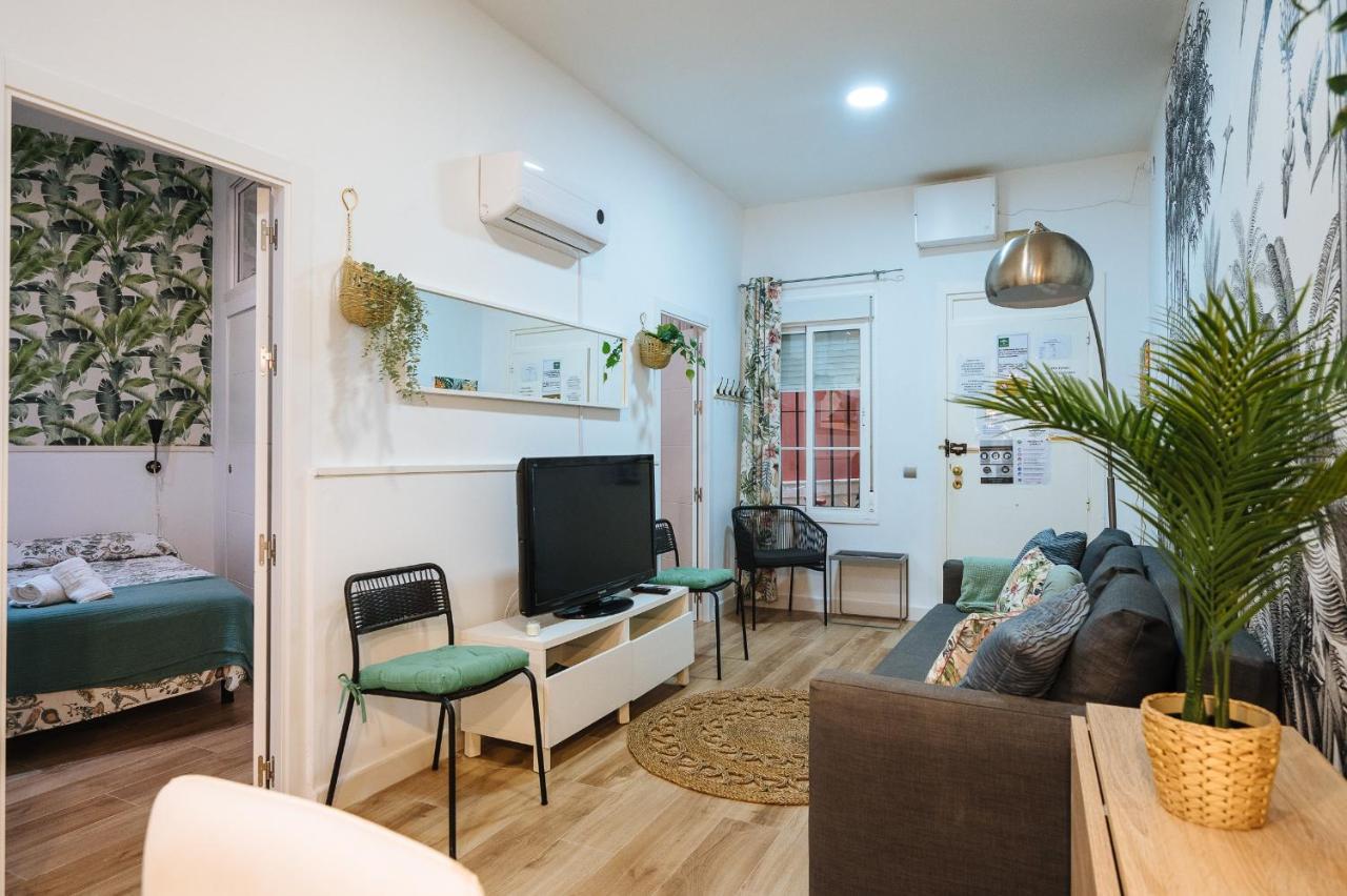 Divi Apartments Martinez Montanes Sevilla Bagian luar foto