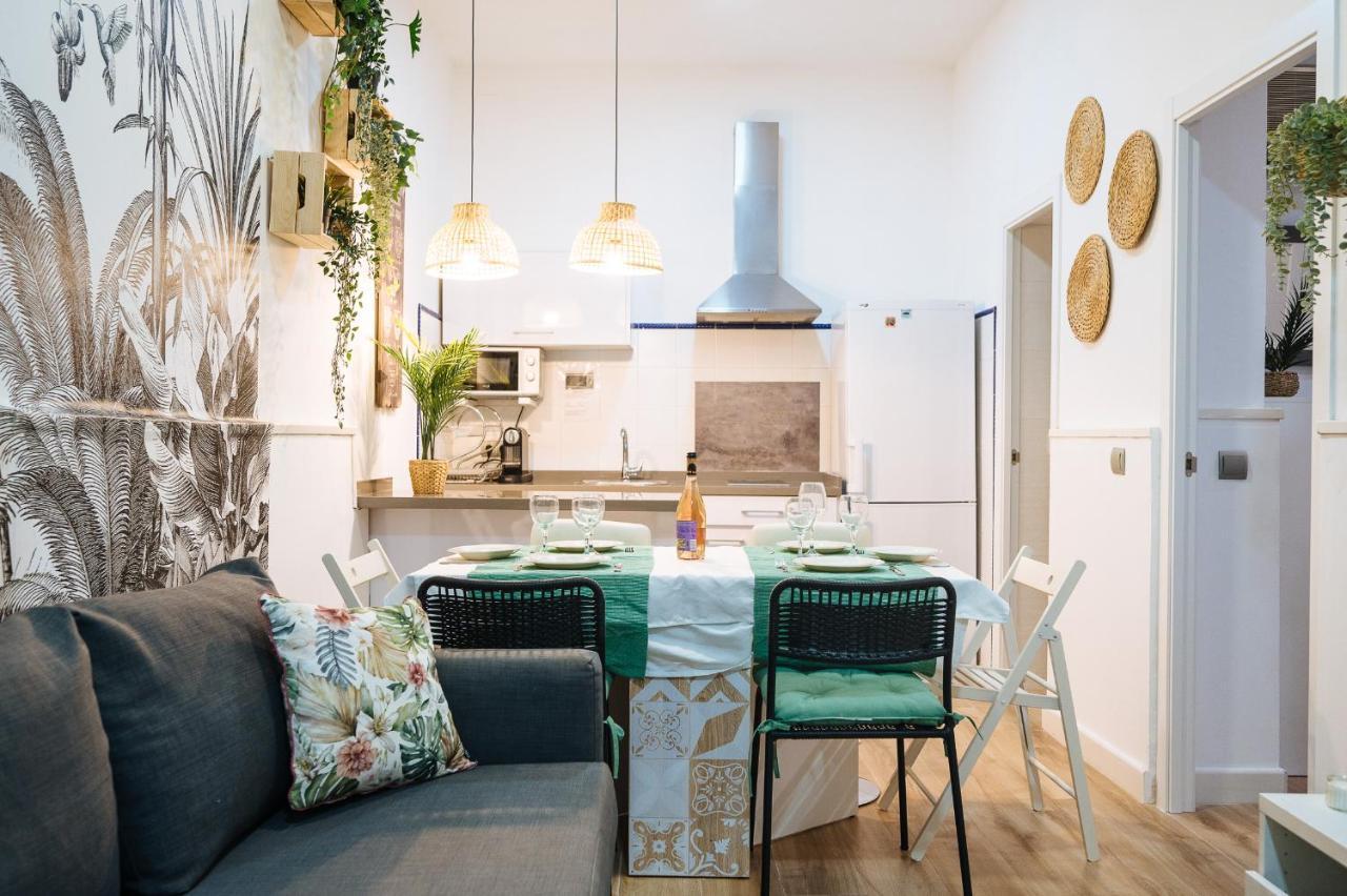 Divi Apartments Martinez Montanes Sevilla Bagian luar foto