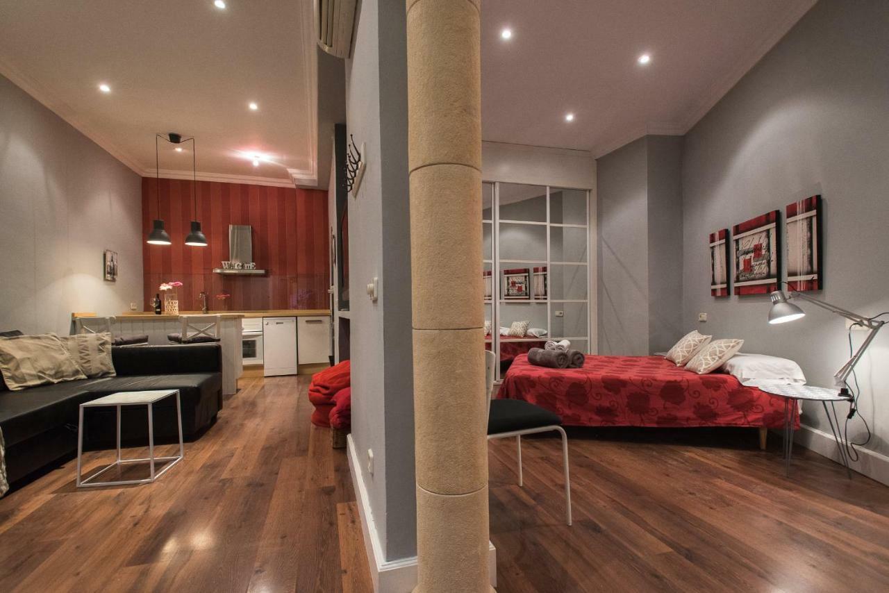 Divi Apartments Martinez Montanes Sevilla Bagian luar foto