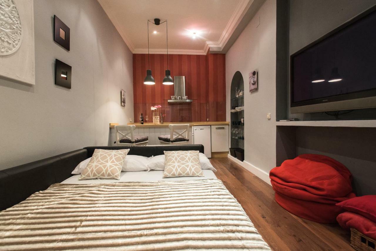 Divi Apartments Martinez Montanes Sevilla Bagian luar foto
